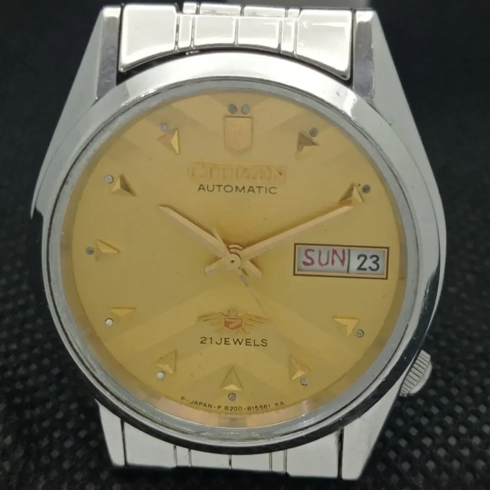 Vintage 1984 Citizen Automatic Mens Silver Watch W/daydate & Gold accents